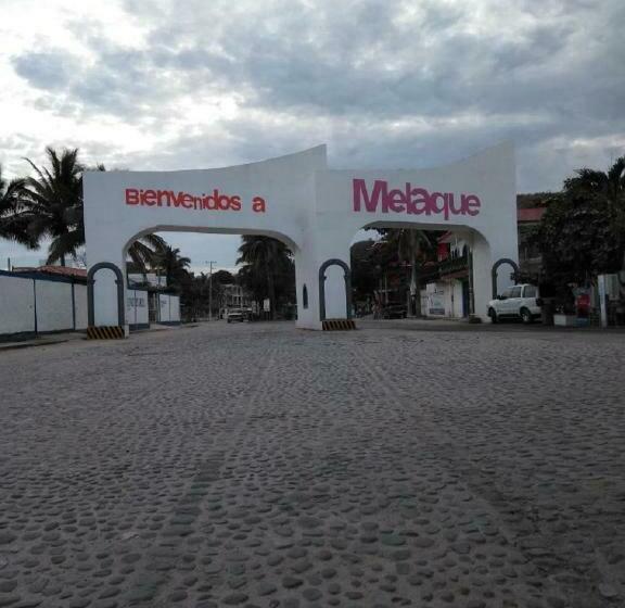 هتل & Suites Vayor