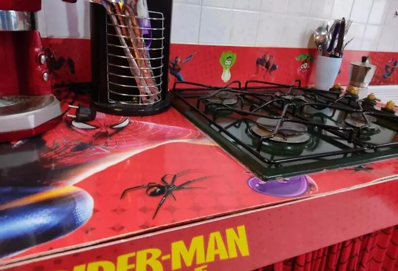 پانسیون Affitto Breve Spider Man House