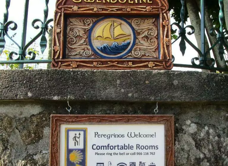 ペンション Casa Gwendoline   Albergue / Hostel / Al   Caminho Da Costa