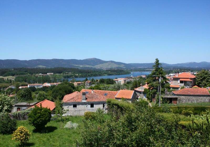 بنسيون Casa Gwendoline   Albergue / Hostel / Al   Caminho Da Costa