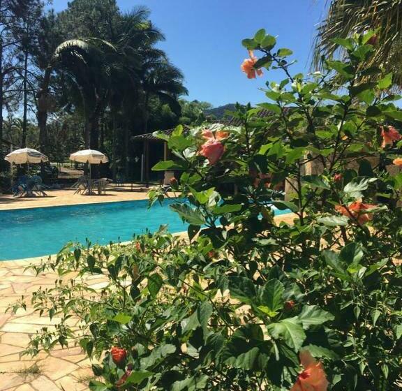 Pensão Recanto Caminho Das águas