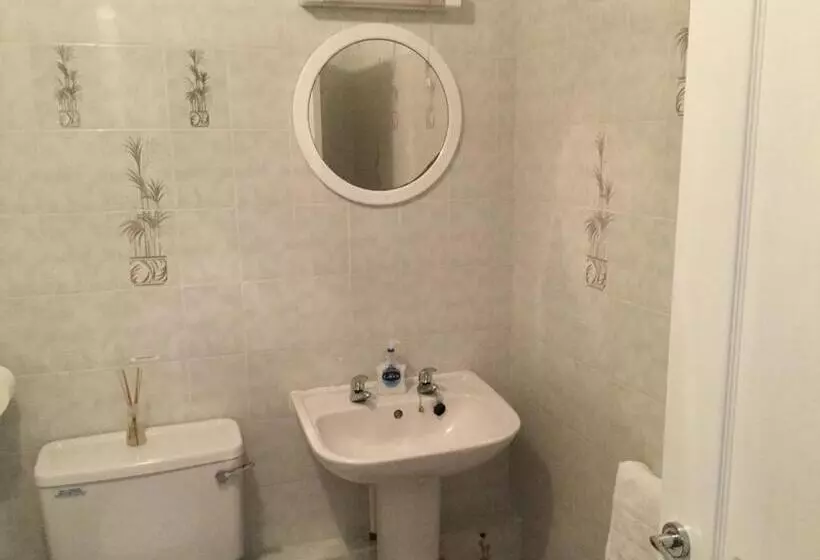 Trem Hyfryd B&b