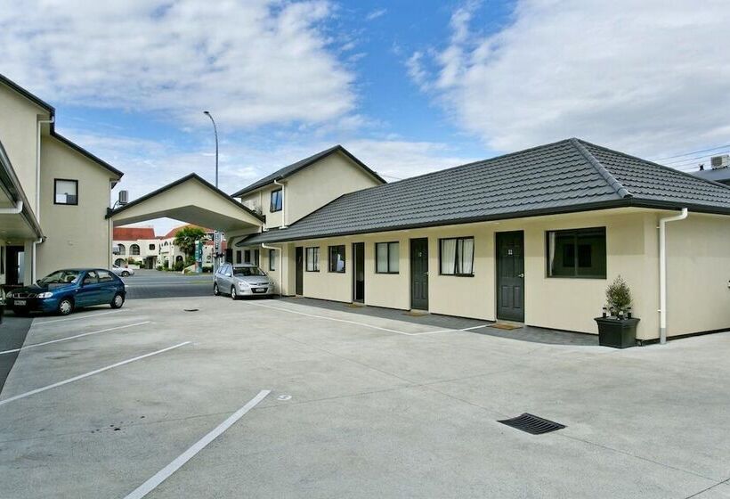 Ballinor Motor Inn Hamilton
