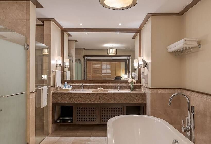 Henann Lagoon Resort