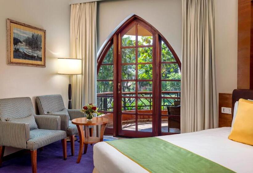 Hotel Caravela Beach Resort