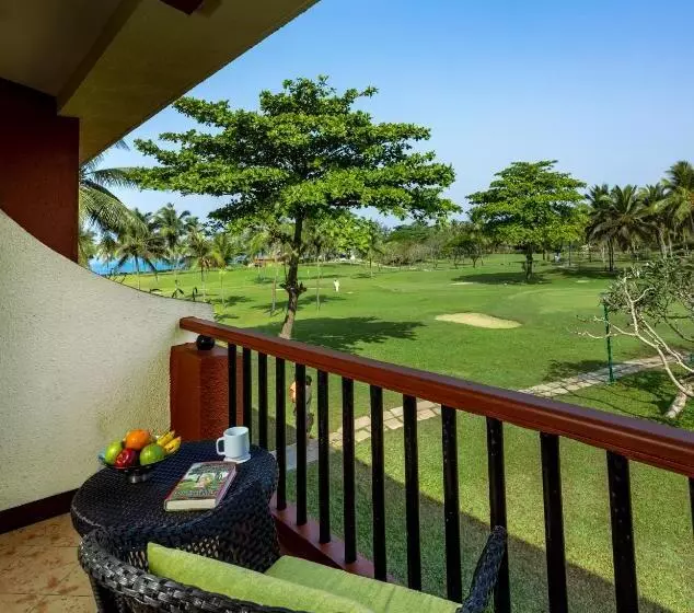 酒店 Caravela Beach Resort