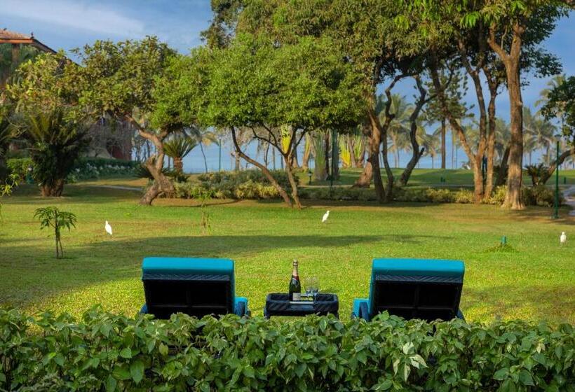 Hotel Caravela Beach Resort