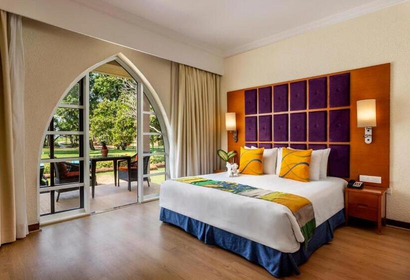 Hotel Caravela Beach Resort