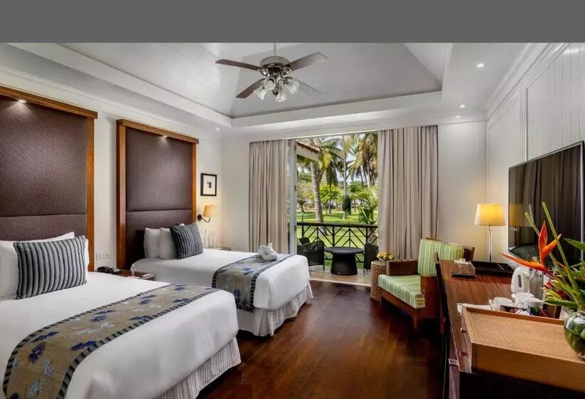 酒店 Caravela Beach Resort