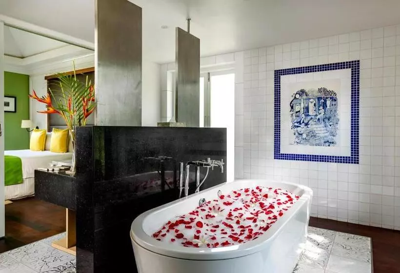 酒店 Caravela Beach Resort