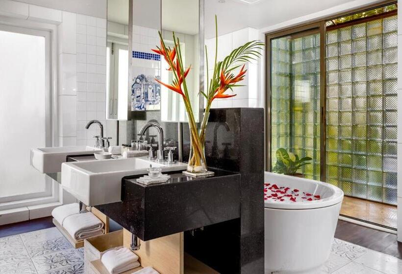 Hotel Caravela Beach Resort