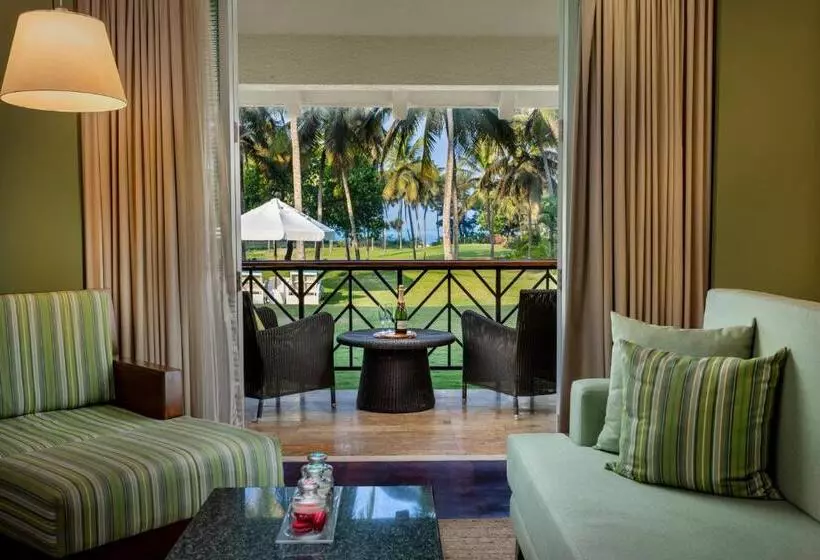 酒店 Caravela Beach Resort