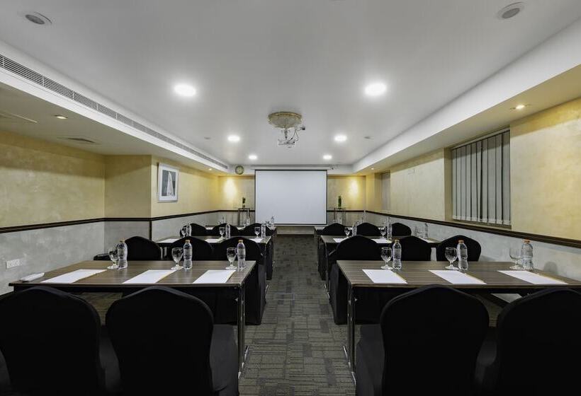 Отель Citymax Sharjah