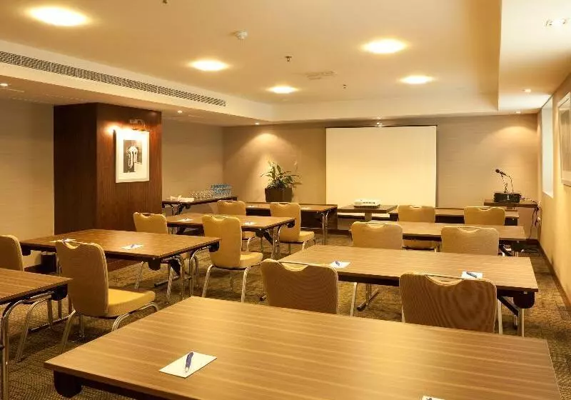 ホテル Citymax Sharjah