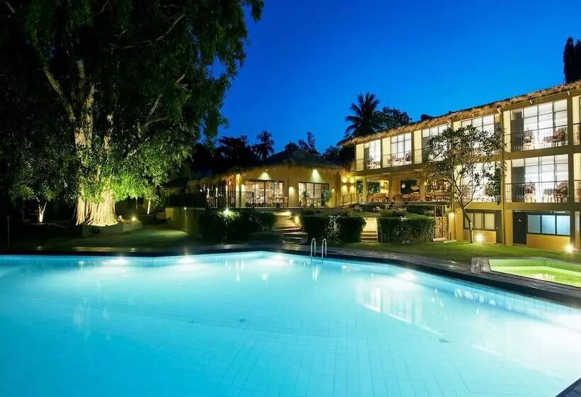 호텔 Ekho Safari Tissa