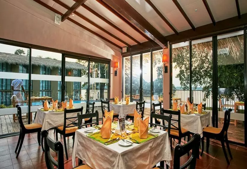 호텔 Ekho Safari Tissa