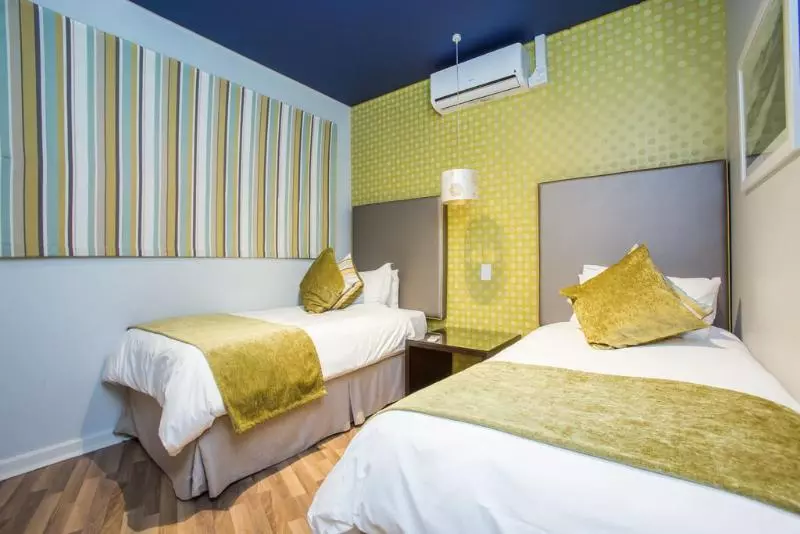 בית מלון כפרי Genesis Allsuite