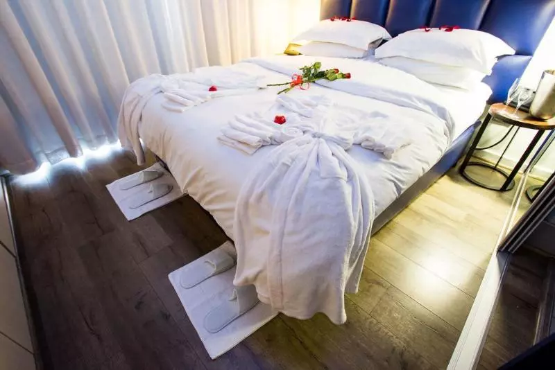 בית מלון כפרי Genesis Allsuite