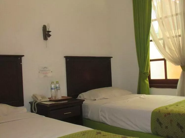 Отель Gloria Amanda