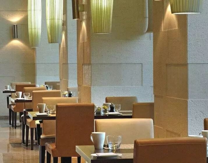 호텔 Jaipur Marriott