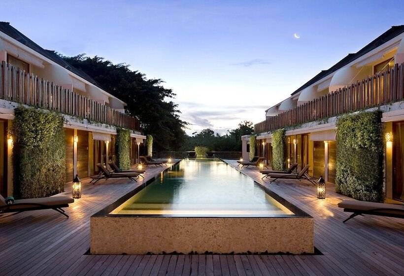 Kupu Kupu Jimbaran Beach Hotel & Spa By L’occitane