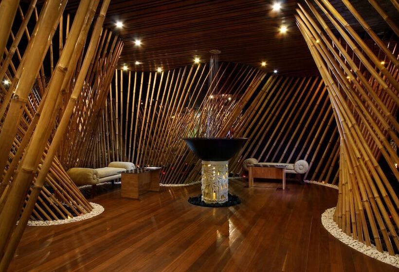 Kupu Kupu Jimbaran Beach Hotel & Spa By L’occitane