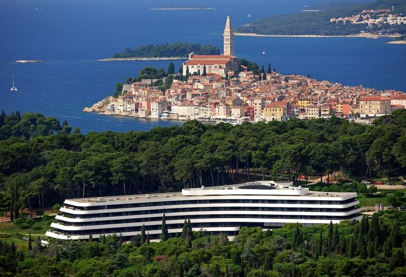 Lone Hotel By Maistra Collection