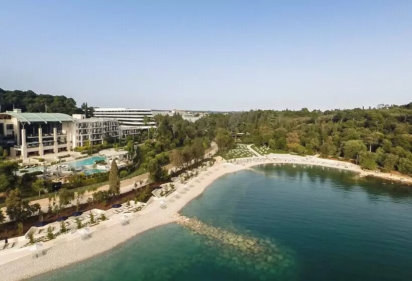 Lone Hotel By Maistra Collection