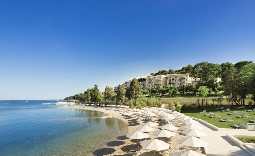 Lone Hotel By Maistra Collection