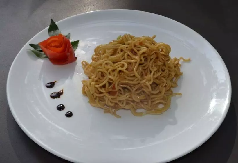 Отель Pondok Sari Kuta