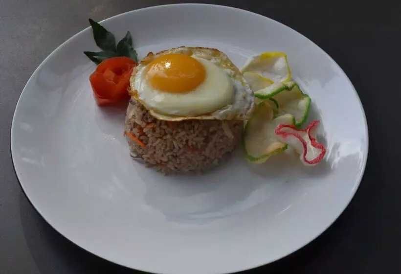 Отель Pondok Sari Kuta