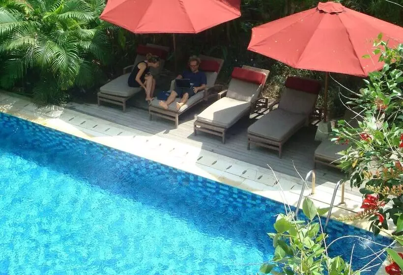 Отель Pondok Sari Kuta