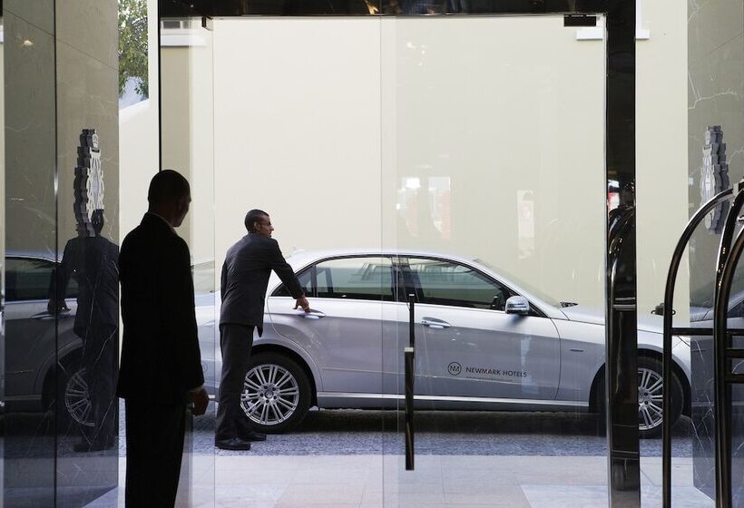 Queen Victoria Hotel By Newmark