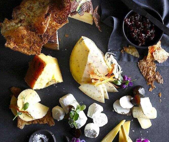 Queen Victoria Hotel By Newmark