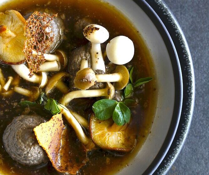 Queen Victoria Hotel By Newmark