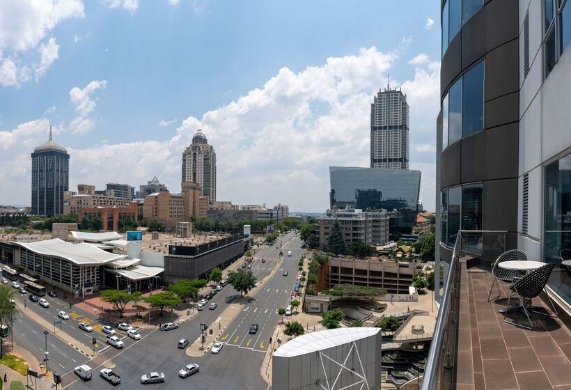 Radisson Blu Gautrain Hotel, Sandton Johannesburg