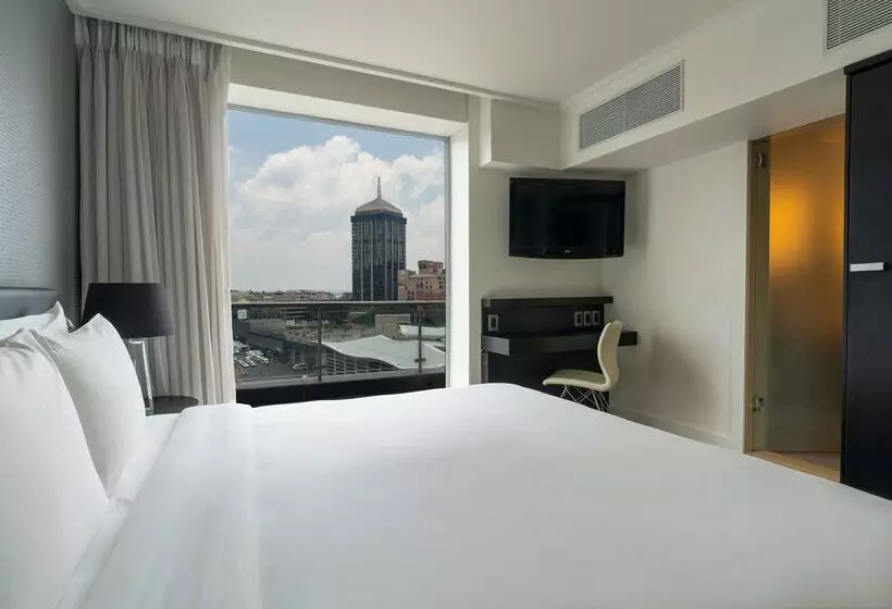 Radisson Blu Gautrain Hotel, Sandton Johannesburg