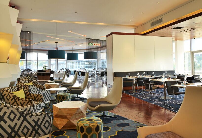 Radisson Blu Gautrain Hotel, Sandton Johannesburg