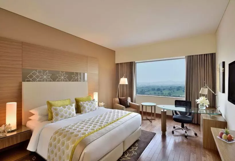 Hotel Radisson Gurugram Udyog Vihar