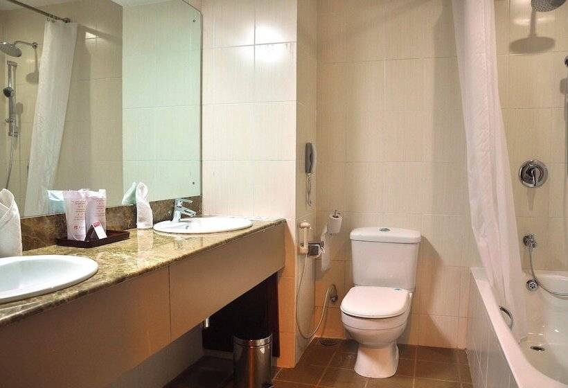 ホテル Ramada Katunayake