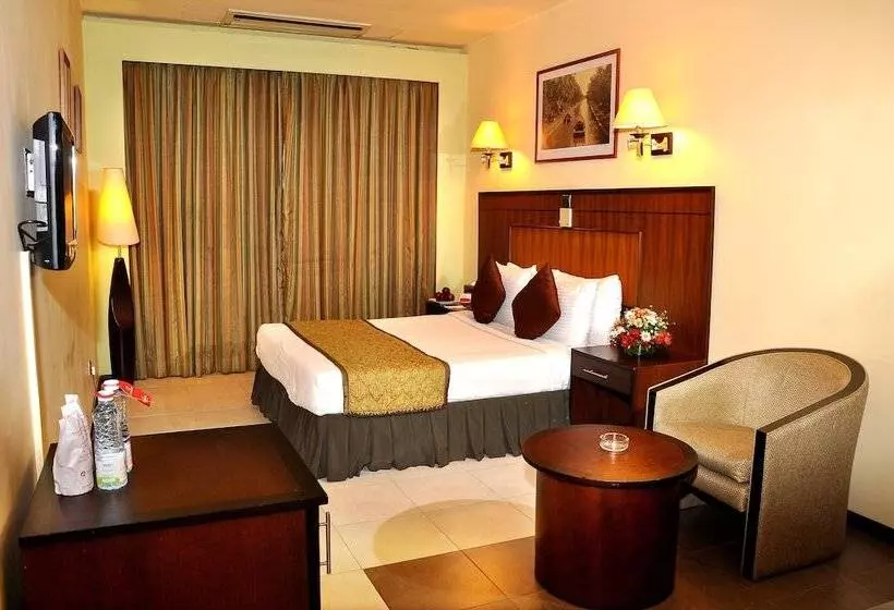 Hotel Ramada Katunayake