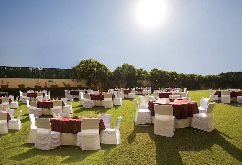 בית מלון כפרי Royal Orchid Jaipur, Tonk Road