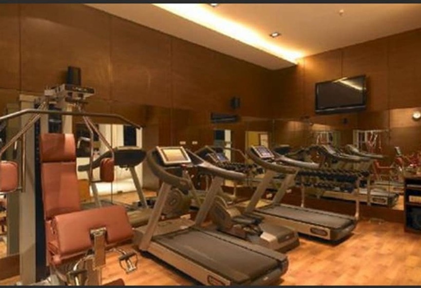 בית מלון כפרי Royal Orchid Jaipur, Tonk Road