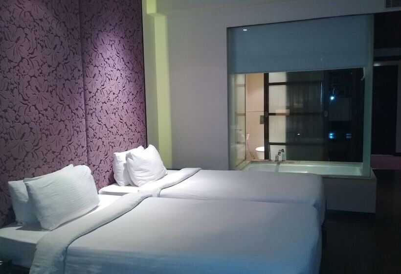 בית מלון כפרי Royal Orchid Jaipur, Tonk Road