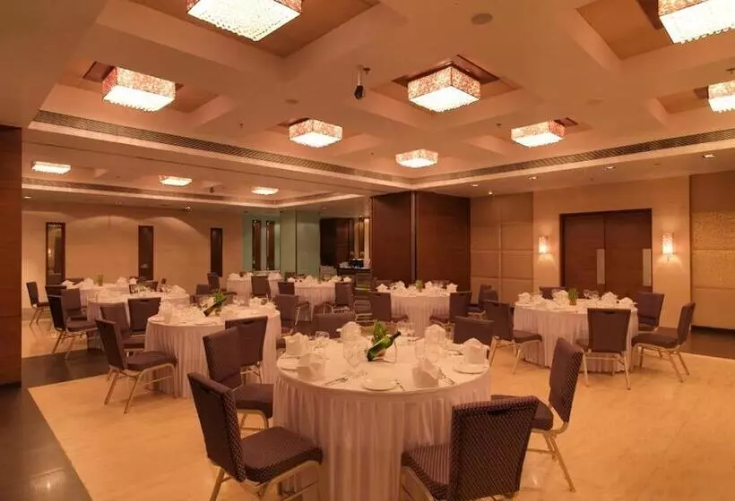 Spree Shivai Hotel Pimpri