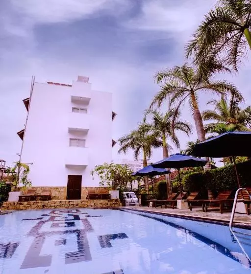 St.lachlan Hotel & Suites