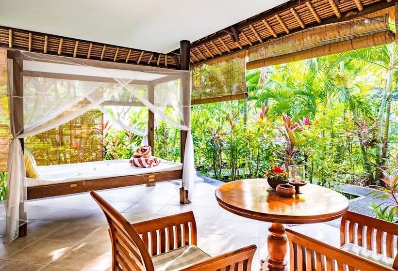 호텔 Taman Selini Wahana Beach Resort