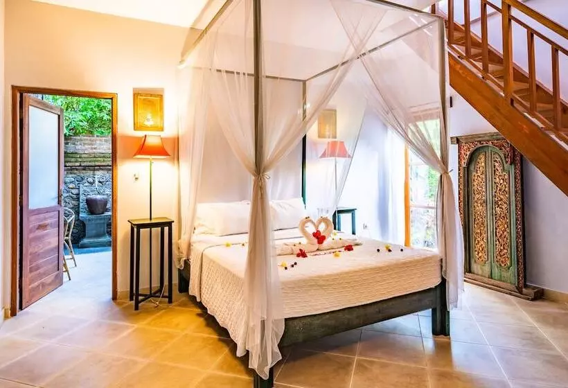 호텔 Taman Selini Wahana Beach Resort