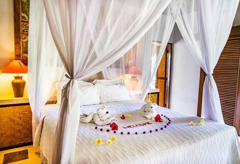 호텔 Taman Selini Wahana Beach Resort