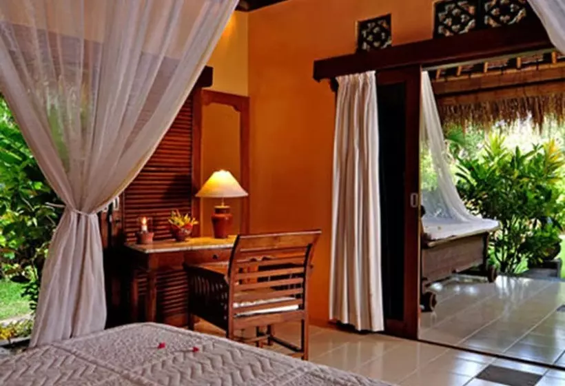 호텔 Taman Selini Wahana Beach Resort